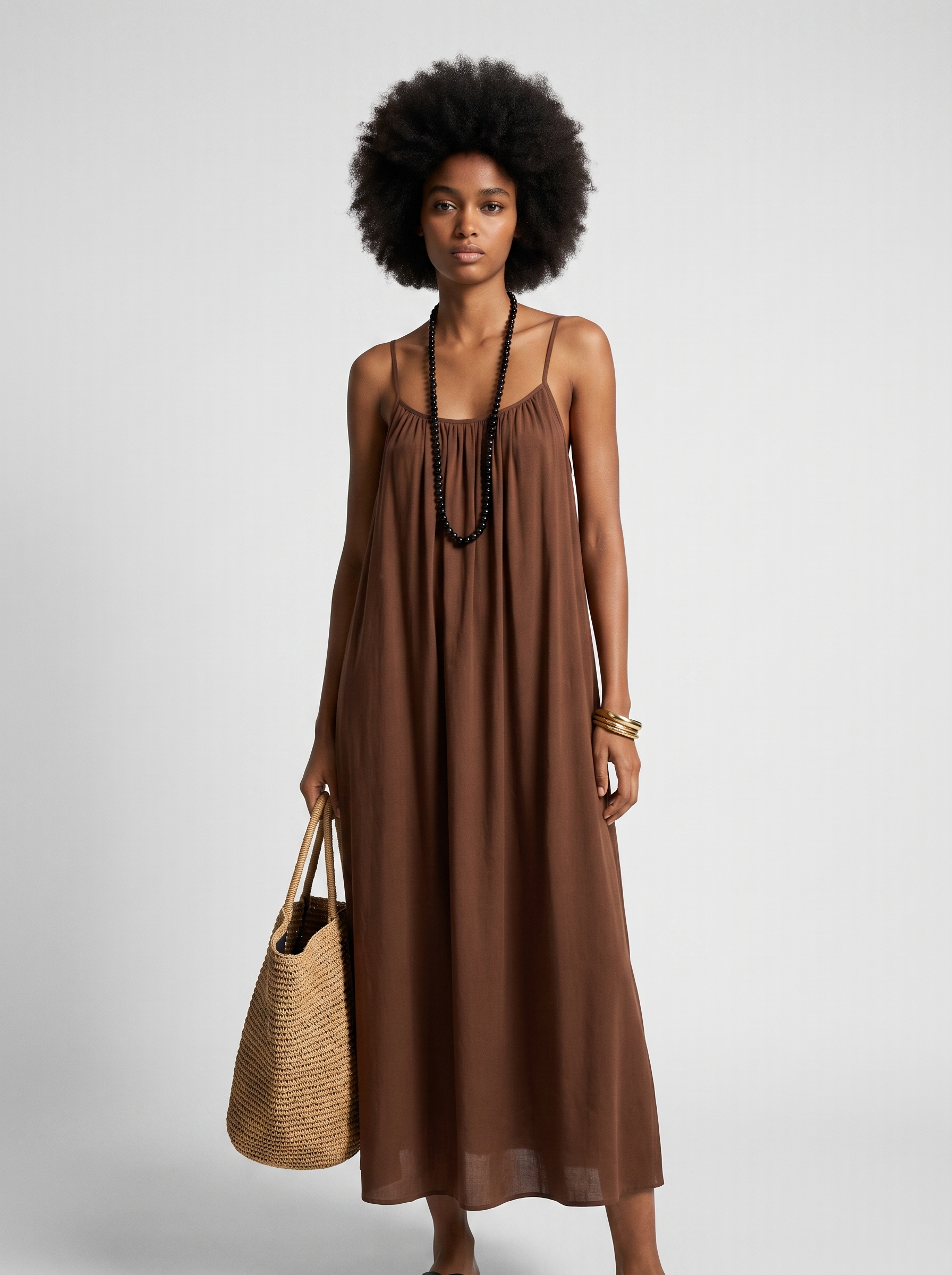 Vestido Espalda Escultural con Tirantes Ajustables