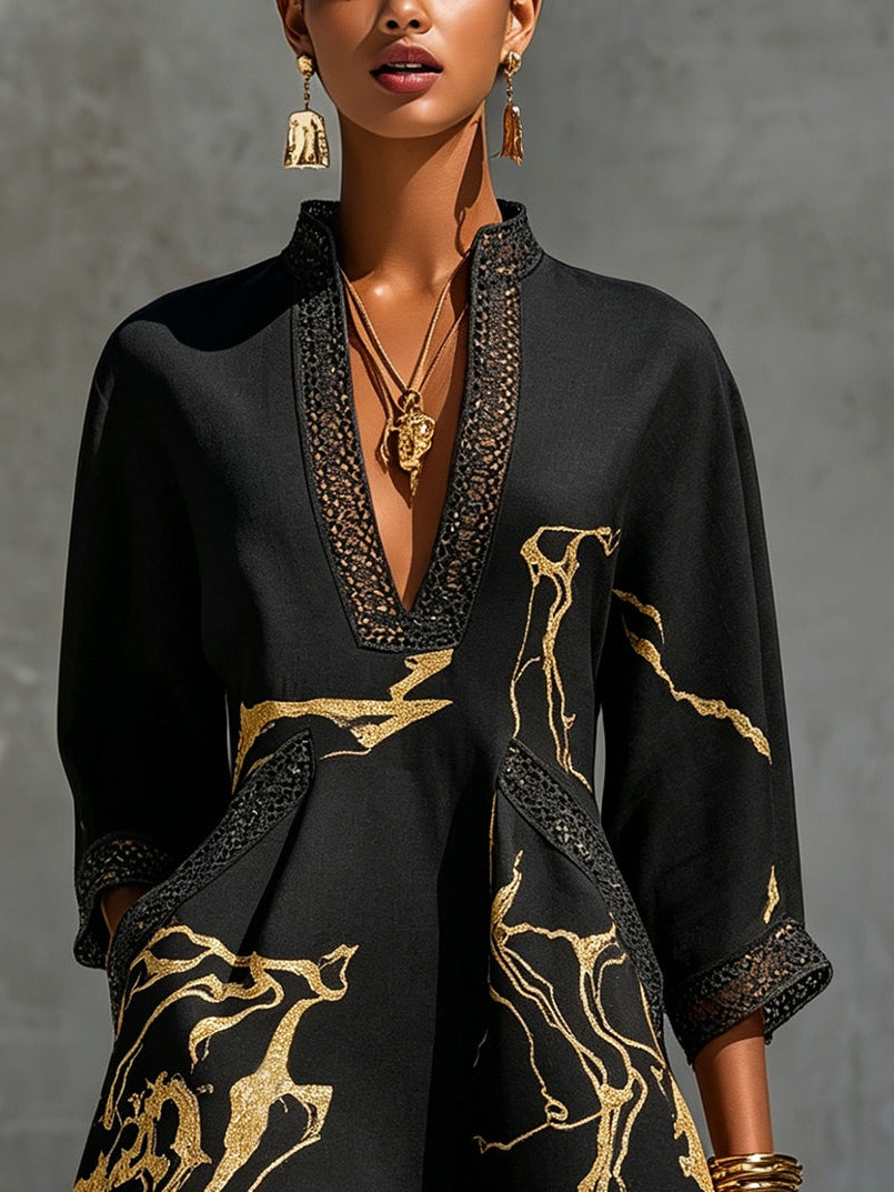 Donatella | Mini Vestido Negro con Estampado Mármol Dorado y Encaje de Crochet